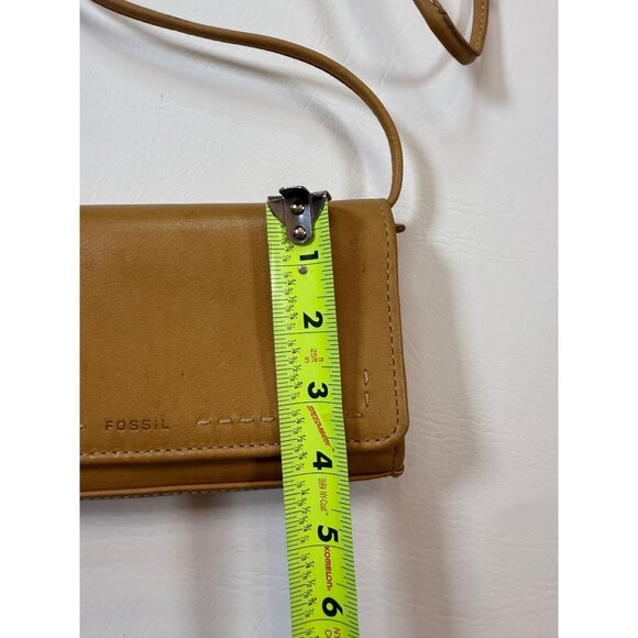 Vintage Fossil Tan Leather tri-fold Crossbody Wallet With Multiple Card Slots - Picture 7 of 8